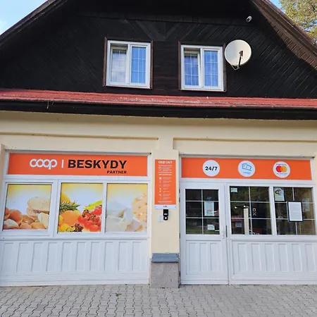 Roubenka Na Bile Mezivodi Chalet